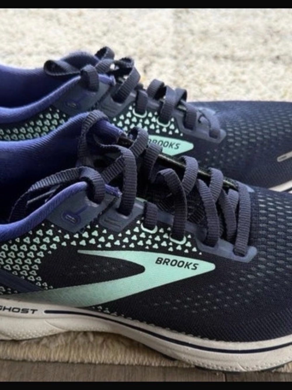 Brooks Women's Navy with Mint Running Shoes